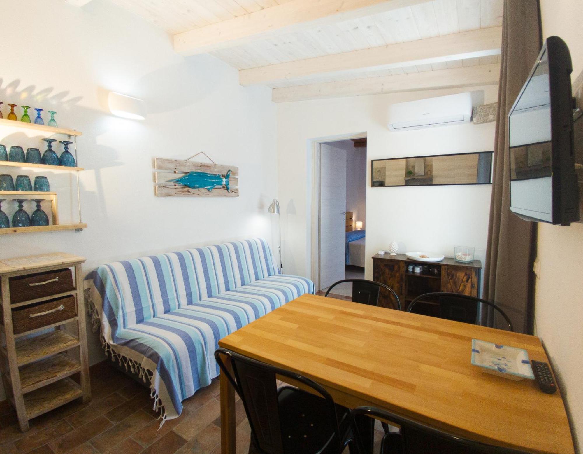 Dimora Mare Apartment San Teodoro  Bagian luar foto
