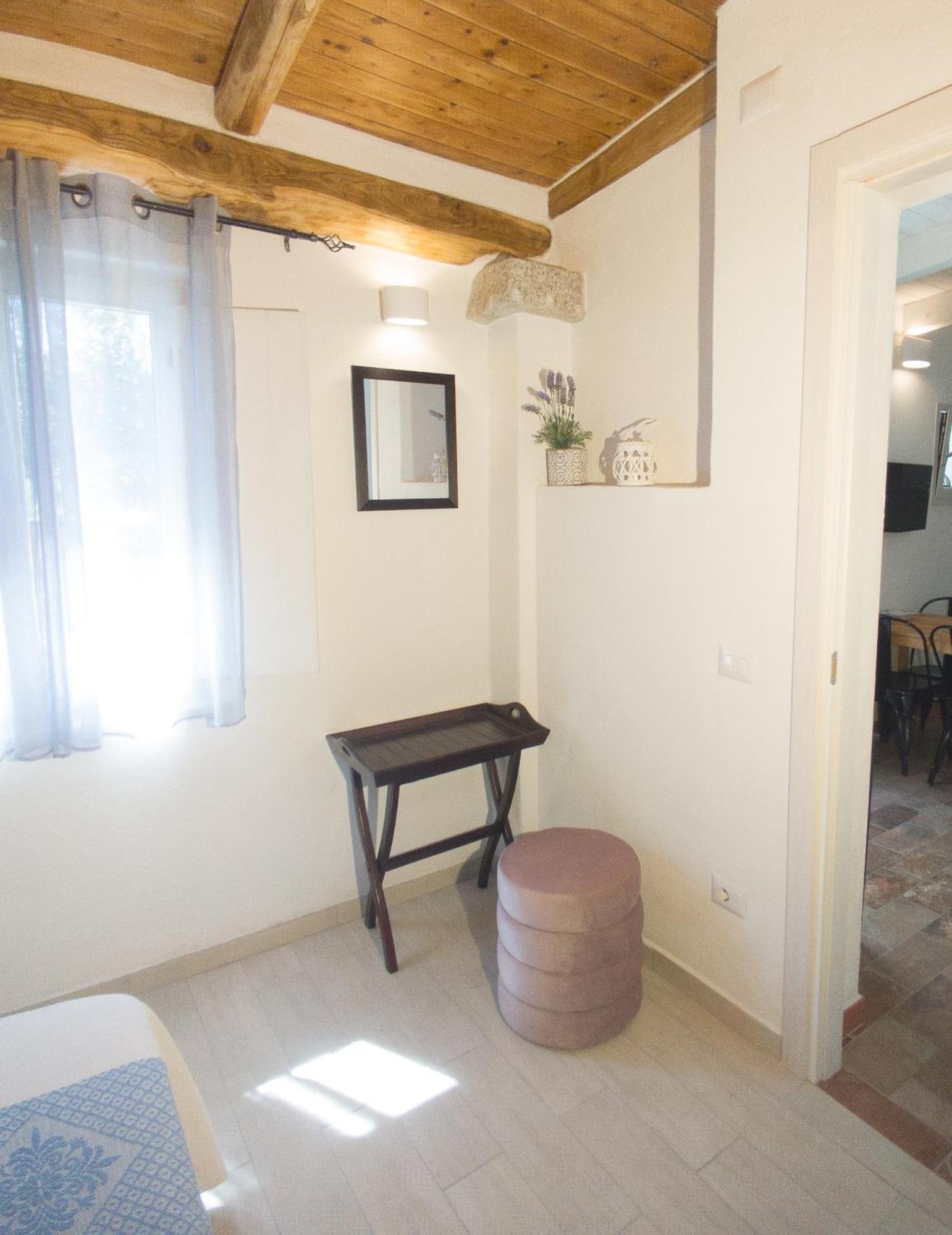 Dimora Mare Apartment San Teodoro  Bagian luar foto