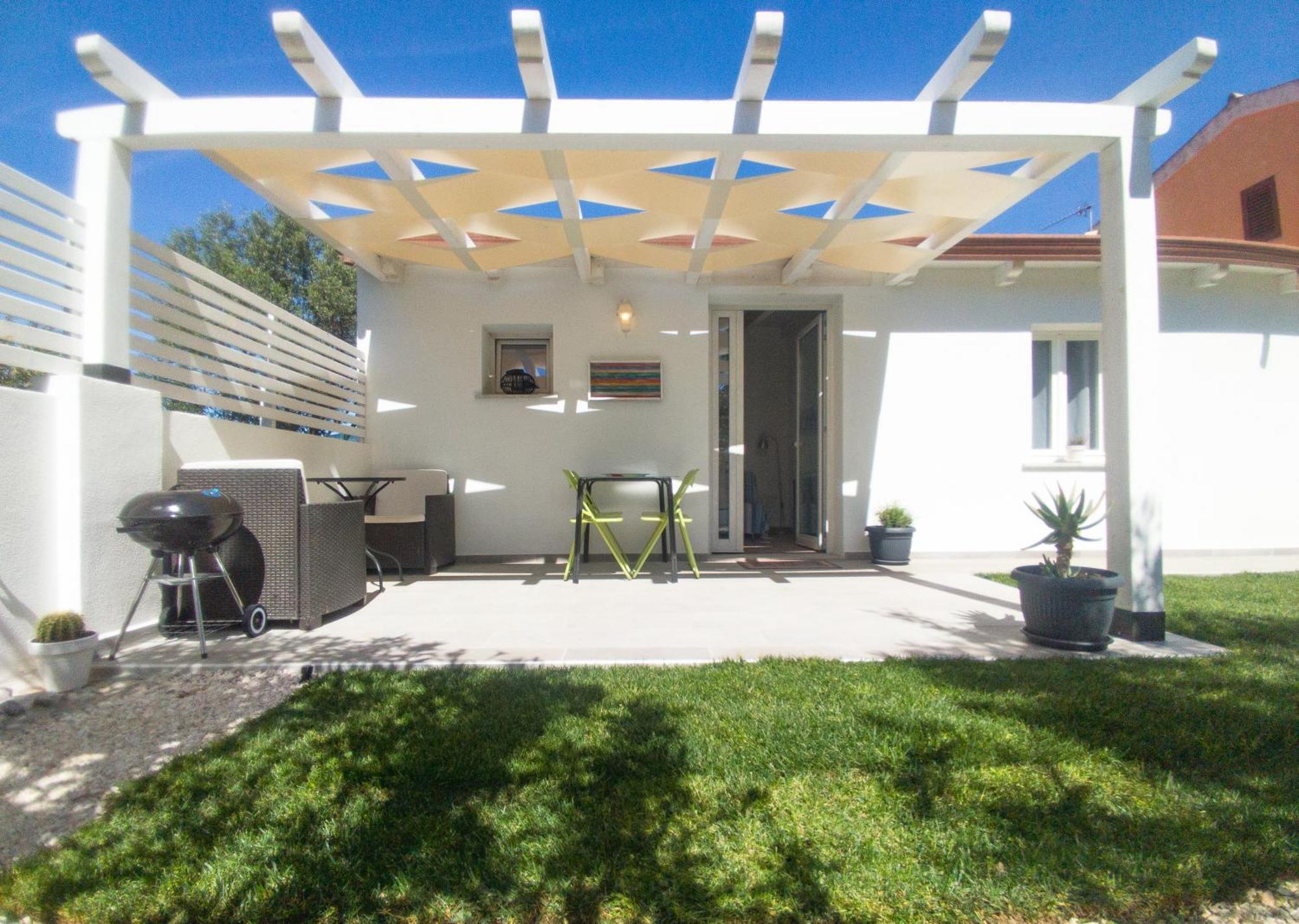 Dimora Mare Apartment San Teodoro  Bagian luar foto