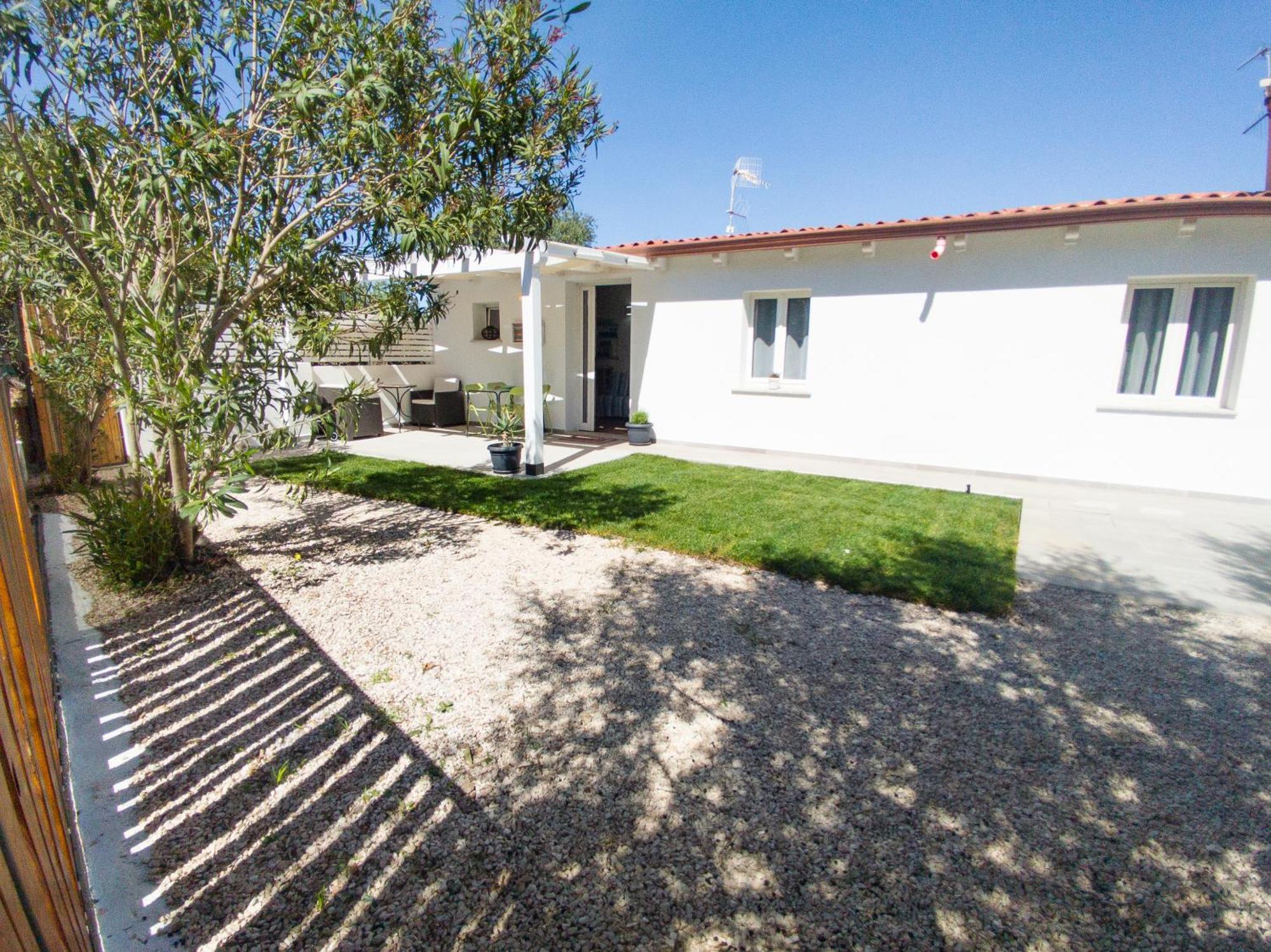 Dimora Mare Apartment San Teodoro  Bagian luar foto