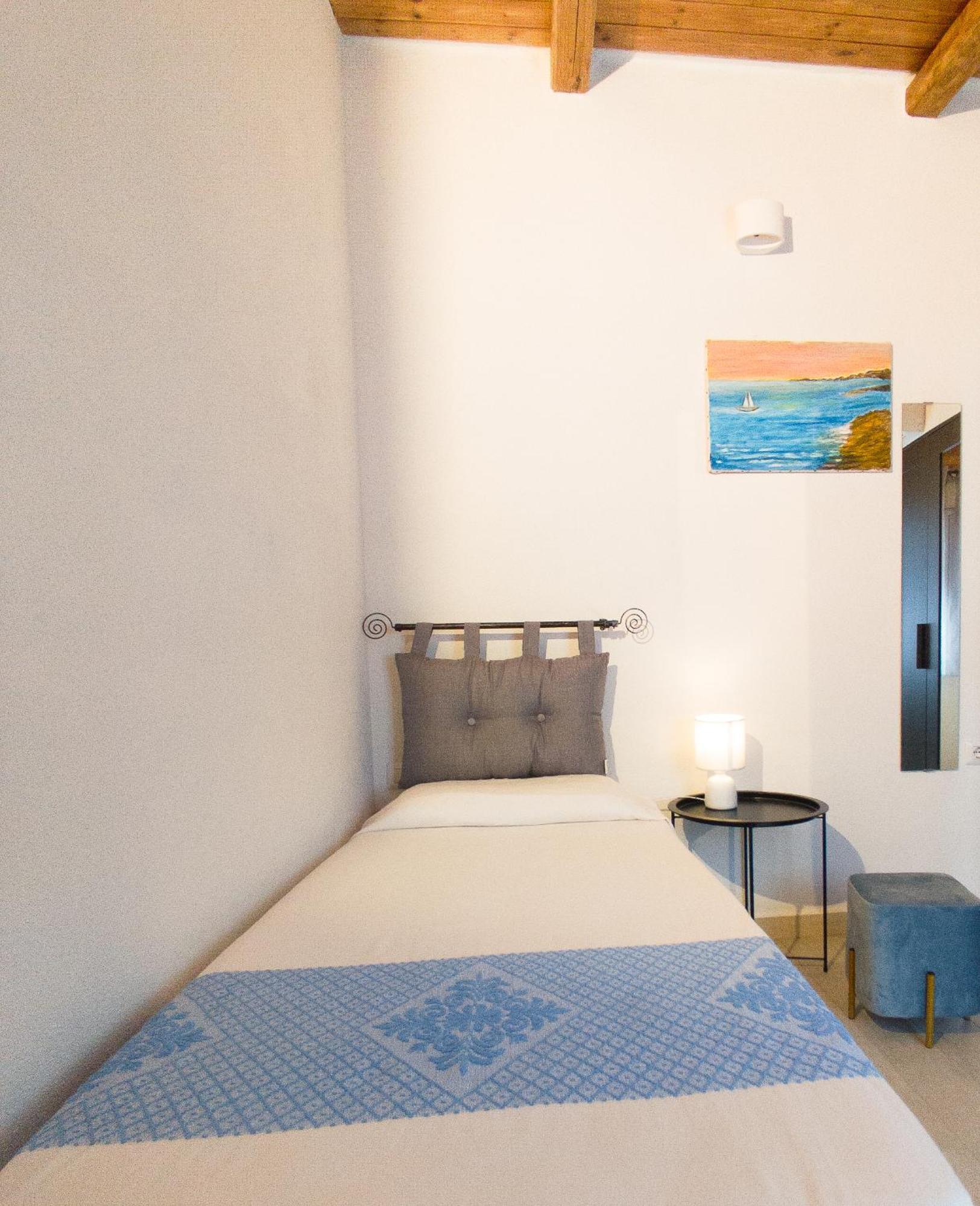 Dimora Mare Apartment San Teodoro  Bagian luar foto